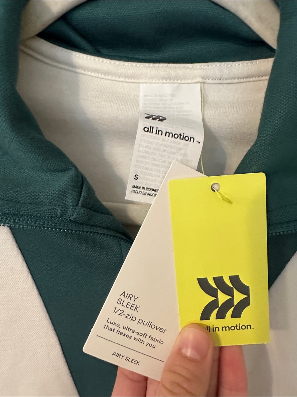 all in motion Cream Pullover with Green Quarter-Zip Collar 4 - Picture 3 of 4